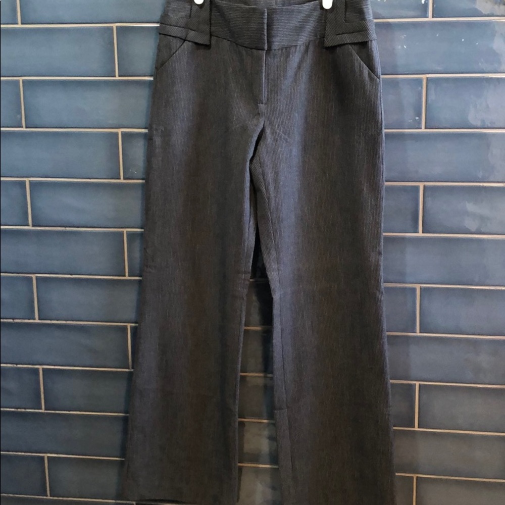 Apostrophe size 6 pants grey white